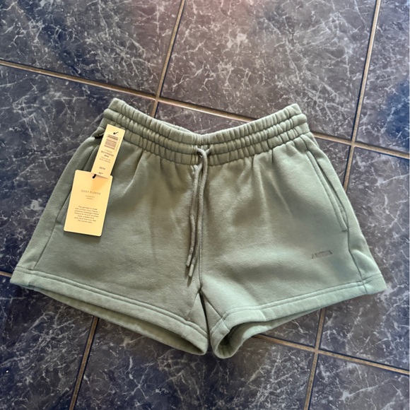 NWT TNA bundle ✨ - Picture 7 of 12